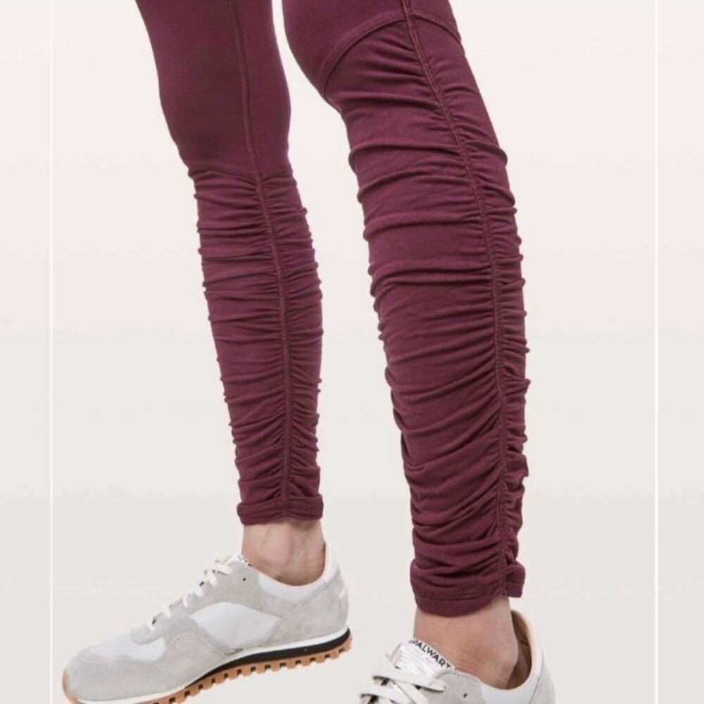 Lululemon Ready To Rulu Tight Leggings in Maroon SZ 10 - Picture 3 of 9